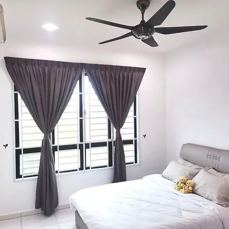 Skyview Apartment Johor Bahru Exterior photo